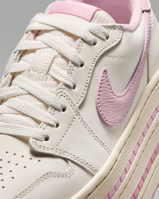 Air Jordan 1 Triple Stack Women's Shoes. Nike JP